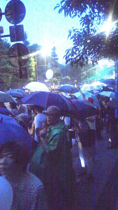 [Live] Organizer stopped protest, police shut down the exists of subway.6