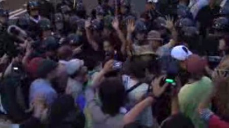 [Live] The protest is being forcibly removed