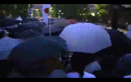 [Live] Police blocks official residence 8