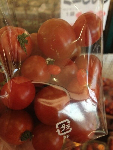 [Not radiation effect] Saitama citizen "Deformed tomato is in every package, origin labelled as Kyushu"