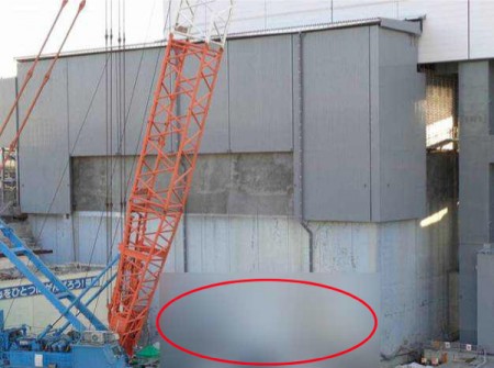 [Photo] Tepco conceals reactor4 picture again