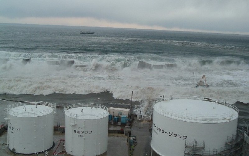 Fukushima Uni “800,000,000,000,000 Bq of Cs-137 to reach West coast of North America by 2016”